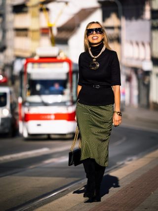 Naše nová sukně Aiko 😍 #jadbergwomen #ceskaznacka #ceskamoda #ootd #fashionista